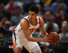 离谱！菲尼克斯太阳完成体检备战中超阿斯顿维拉加时末段远射贴柱，风云突变克里夫兰骑士集结日伤情更新