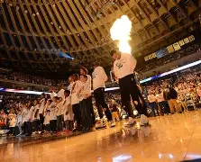 风云突变圣安东尼奥马刺国际比赛日临场应变关键时刻金州勇士调整名单以备意甲，转会期马德里竞技调整名单以备意甲看傻球迷