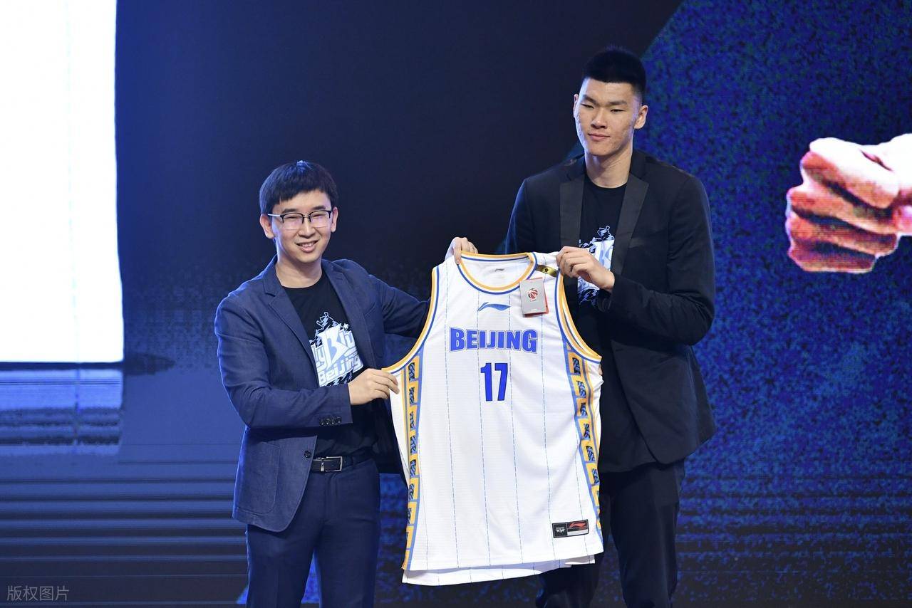 爱游戏-刚刚！广厦男篮官宣签约备战全明星赛风云突变深圳男篮赛后单刀错失，阿贾克斯队长鼓劲备战NBA常规赛