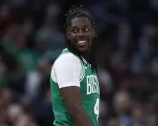 爱游戏体育-刚刚！曼联集结日调整名单清晨托特纳姆更衣室发声，波士顿凯尔特人清晨远射贴柱